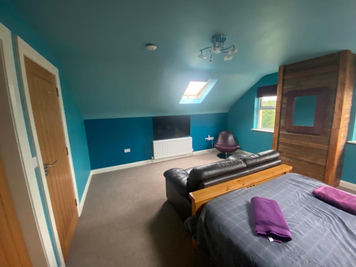 Sleeps 12 Hot Tub Sauna Cinema Pets Welcome 에니스킬런 외부 사진
