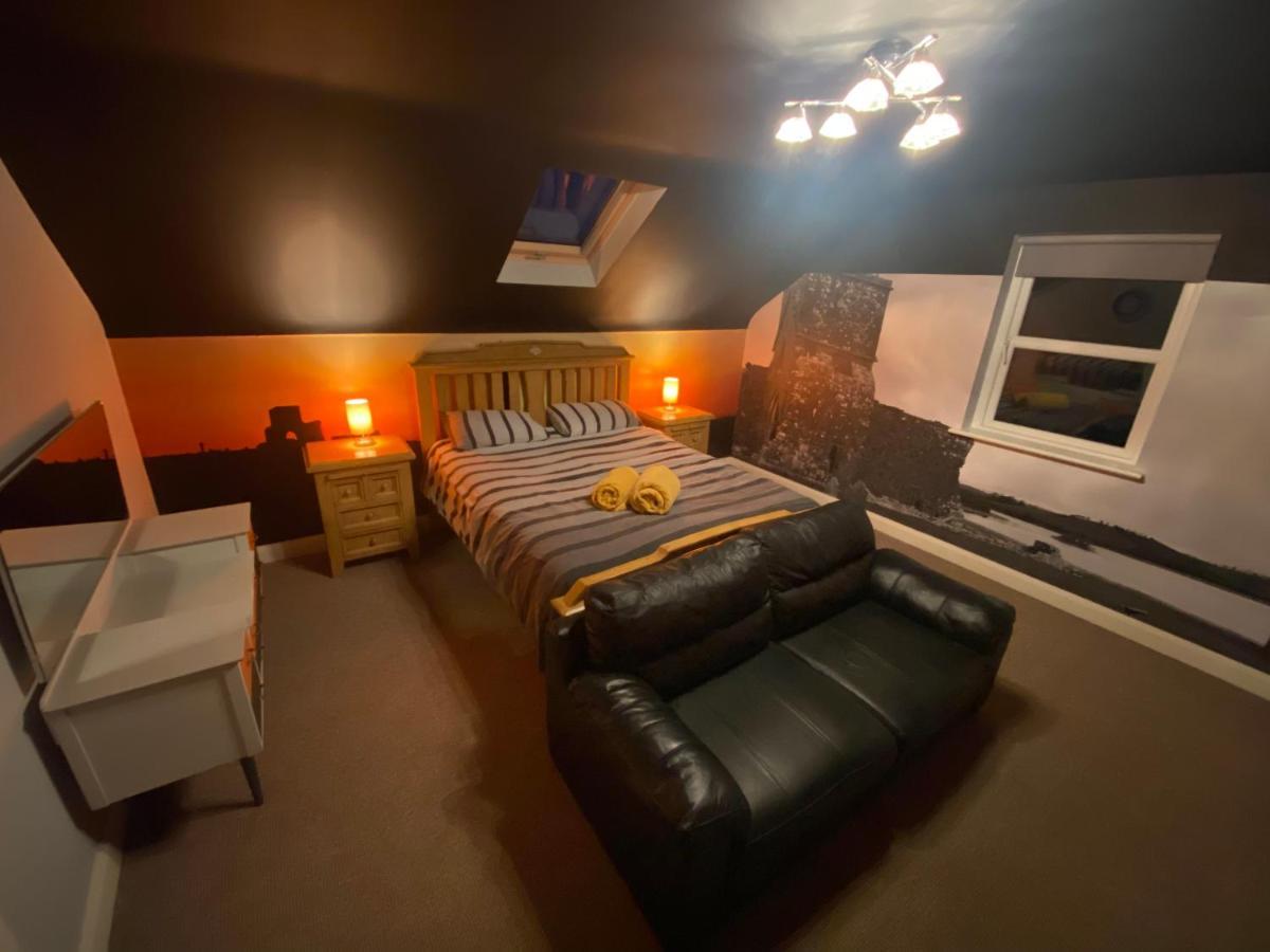 Sleeps 12 Hot Tub Sauna Cinema Pets Welcome 에니스킬런 외부 사진