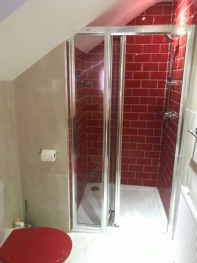 Sleeps 12 Hot Tub Sauna Cinema Pets Welcome 에니스킬런 외부 사진